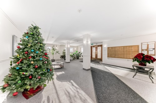 View of common area - 507 11716 100 Avenue, Edmonton, AB - 