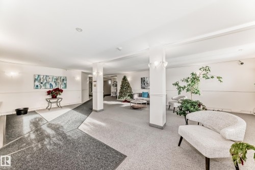View of lobby - 507 11716 100 Avenue, Edmonton, AB - Indoor Photo Showing Other Room