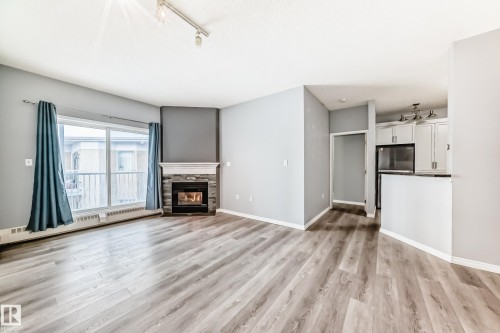 507 11716 100 Avenue, Edmonton, AB - Indoor With Fireplace
