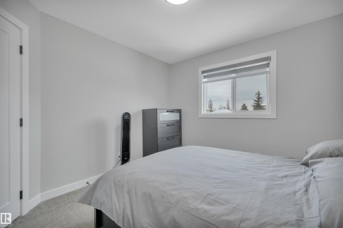 525 Kleins Court, Leduc, AB - Indoor Photo Showing Bedroom