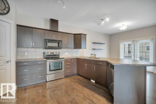 6 Kingdom Place, Leduc, AB - Indoor Photo Showing Kitchen