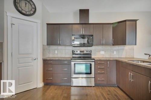 6 Kingdom Place, Leduc, AB - Indoor Photo Showing Kitchen