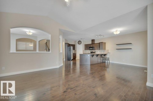 6 Kingdom Place, Leduc, AB - Indoor