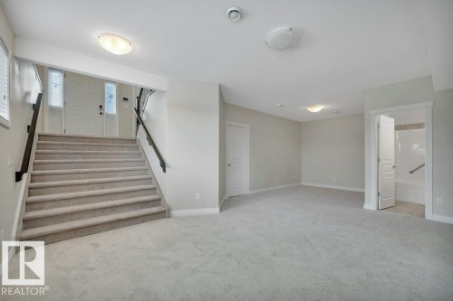 6 Kingdom Place, Leduc, AB - Indoor Photo Showing Other Room