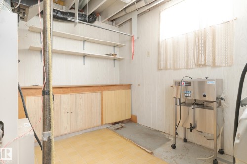 5406 48 Street, Stony Plain, AB - Indoor Photo Showing Basement