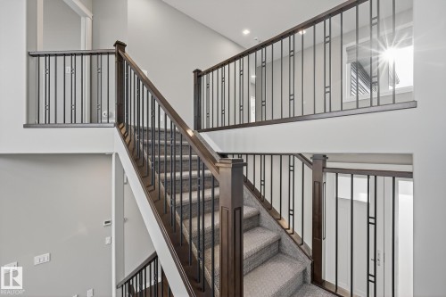 3419 Chickadee Drive, Edmonton, AB - Indoor Photo Showing Other Room