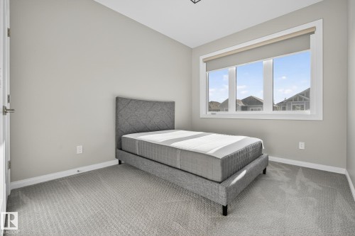 3419 Chickadee Drive, Edmonton, AB - Indoor Photo Showing Bedroom