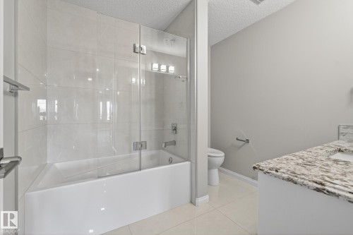 3419 Chickadee Drive, Edmonton, AB - Indoor Photo Showing Bathroom