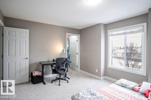 97 2003 Rabbit Hill Road, Edmonton, AB - Indoor Photo Showing Bedroom