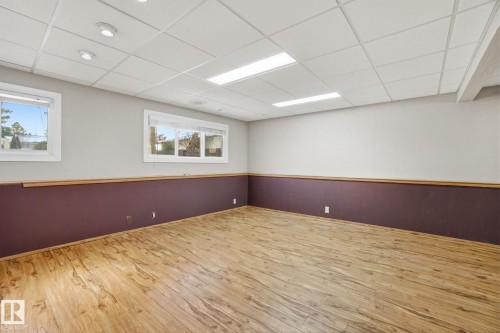 6723 40 Avenue, Edmonton, AB - Indoor