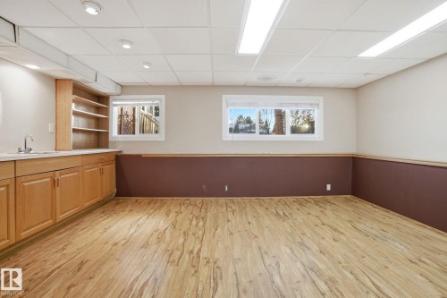 6723 40 Avenue, Edmonton, AB - Indoor Photo Showing Other Room