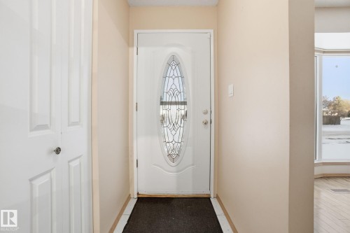 6723 40 Avenue, Edmonton, AB - Indoor Photo Showing Other Room