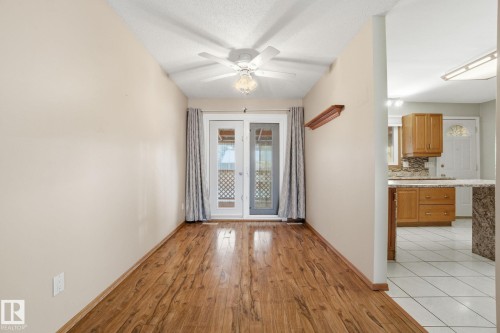 6723 40 Avenue, Edmonton, AB - Indoor Photo Showing Other Room