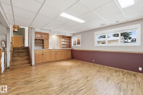 6723 40 Avenue, Edmonton, AB - Indoor Photo Showing Other Room