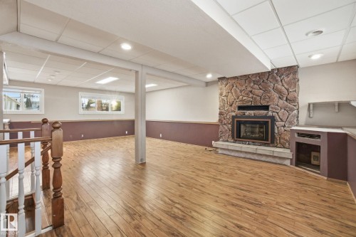 6723 40 Avenue, Edmonton, AB - Indoor With Fireplace