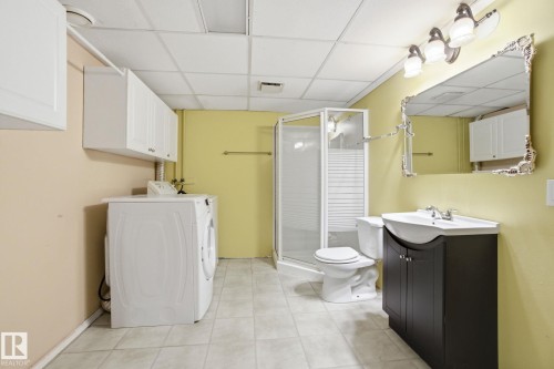 6723 40 Avenue, Edmonton, AB - Indoor