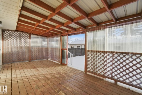 6723 40 Avenue, Edmonton, AB - Indoor Photo Showing Other Room