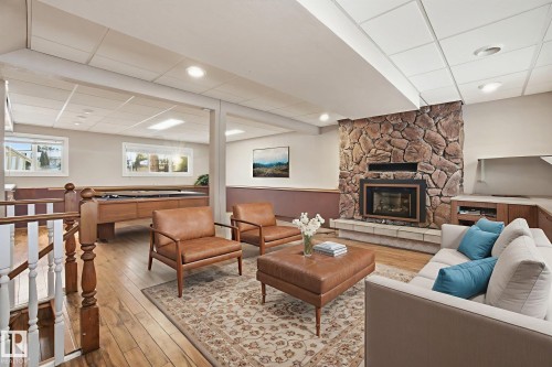 6723 40 Avenue, Edmonton, AB - Indoor With Fireplace
