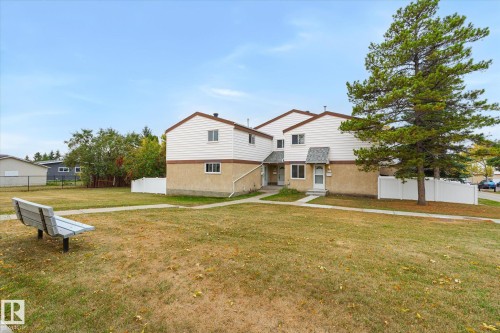 5C Twin Terrace, Edmonton, AB - Outdoor