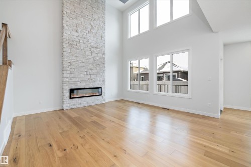 6872 Knox Loop Sw, Edmonton, AB - Indoor Photo Showing Living Room With Fireplace