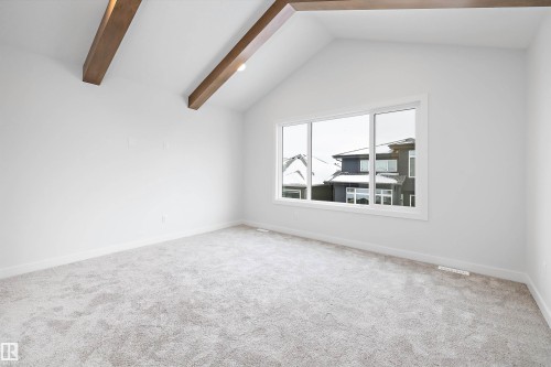 6872 Knox Loop Sw, Edmonton, AB - Indoor Photo Showing Other Room