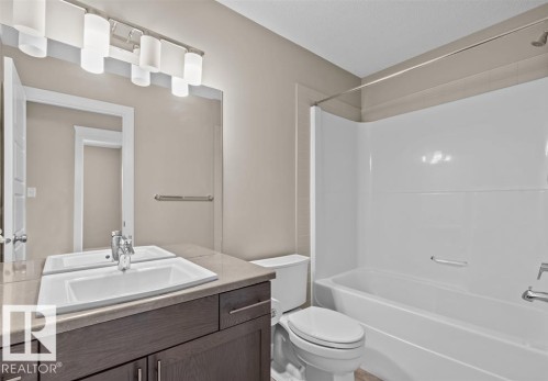 71 Elm Street, Fort Saskatchewan, AB - Indoor Photo Showing Bathroom
