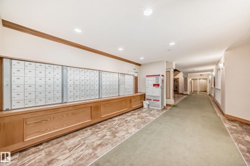 301 11260 153 Avenue, Edmonton, AB - Indoor Photo Showing Other Room