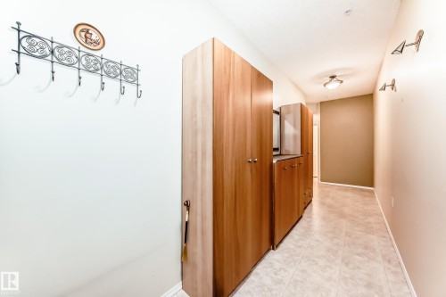301 11260 153 Avenue, Edmonton, AB - Indoor Photo Showing Other Room