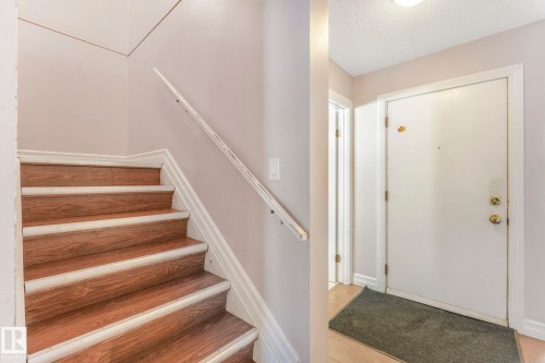 11811 32A Avenue, Edmonton, AB - Indoor Photo Showing Other Room