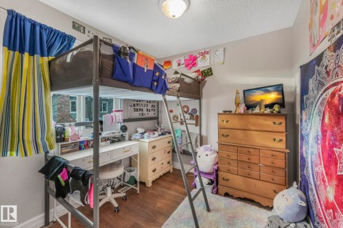 11811 32A Avenue, Edmonton, AB - Indoor