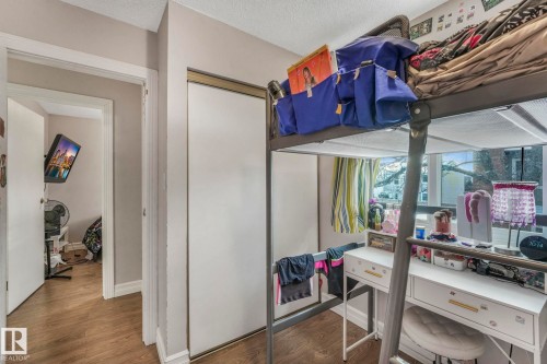 11811 32A Avenue, Edmonton, AB - Indoor