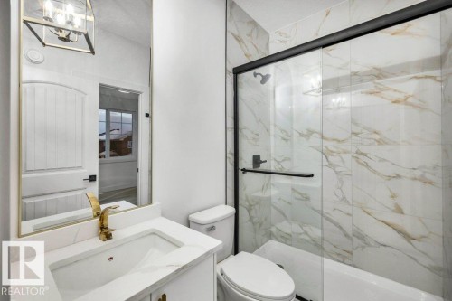 18111 94 Street, Edmonton, AB - Indoor Photo Showing Bathroom