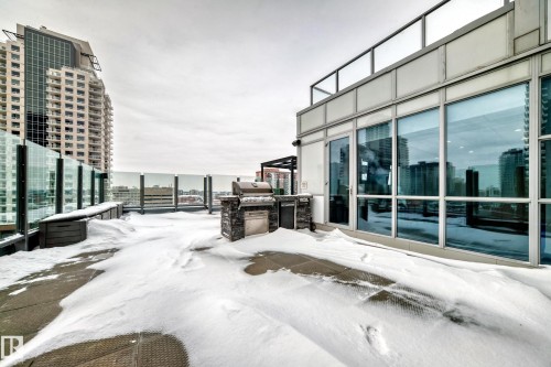 905 10238 103 Street, Edmonton, AB - Outdoor