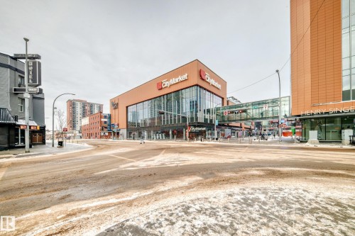 905 10238 103 Street, Edmonton, AB - Outdoor