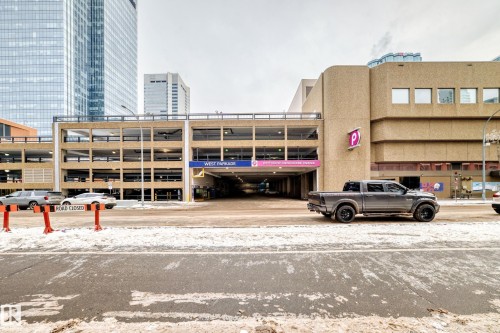 905 10238 103 Street, Edmonton, AB - Outdoor