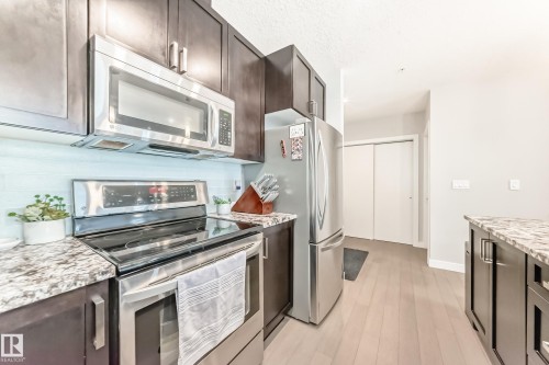 905 10238 103 Street, Edmonton, AB - Indoor Photo Showing Kitchen With Stainless Steel Kitchen