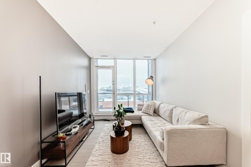 905 10238 103 Street, Edmonton, AB - Indoor Photo Showing Living Room