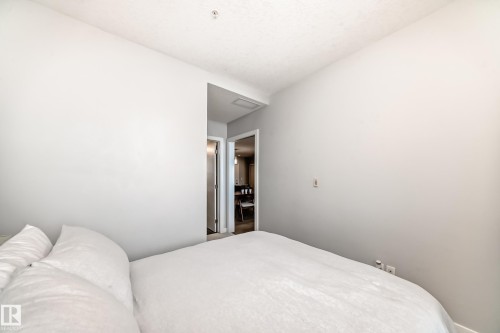 905 10238 103 Street, Edmonton, AB - Indoor Photo Showing Bedroom