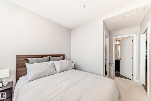 905 10238 103 Street, Edmonton, AB - Indoor Photo Showing Bedroom