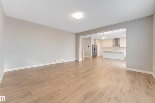 20508 20 Avenue Nw, Edmonton, AB - Indoor Photo Showing Other Room