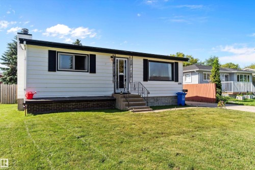 4509 53 Avenue, Wetaskiwin, AB - Outdoor