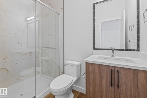 49 Ficus Way, Fort Saskatchewan, AB - Indoor Photo Showing Bathroom