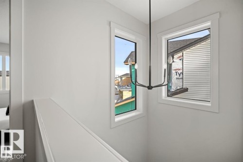 24 Grayson Green, Stony Plain, AB - Indoor Photo Showing Other Room