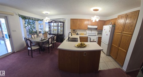 16815 91 Street, Edmonton, AB - Indoor