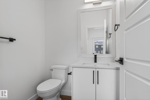 126 Pierwyck Loop, Spruce Grove, AB - Indoor Photo Showing Bathroom