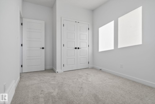 128 Pierwyck Loop, Spruce Grove, AB - Indoor Photo Showing Other Room