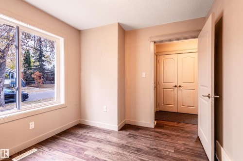 12126 65 Street, Edmonton, AB - Indoor Photo Showing Other Room