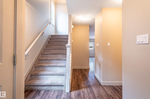 12126 65 Street, Edmonton, AB - Indoor Photo Showing Other Room