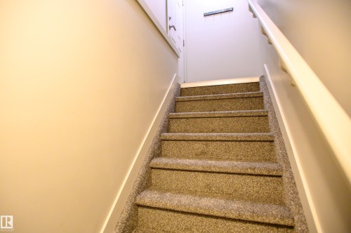 12126 65 Street, Edmonton, AB - Indoor Photo Showing Other Room