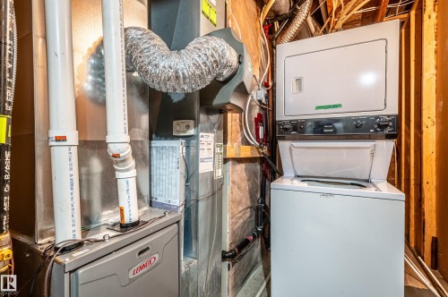 12126 65 Street, Edmonton, AB - Indoor Photo Showing Laundry Room
